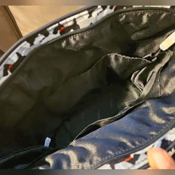 VERA BRADLEY BAG BLACK/RED H 12" W 15" - Picture 6 of 8